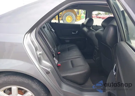 2005 Cadillac Cts Standard z USA, uszkodzony, nr VIN 1G6DP567950191281